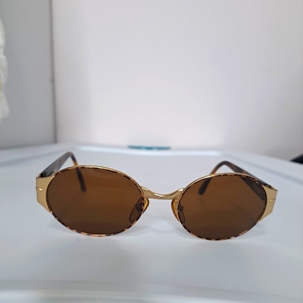 Persol Ratti 2002-S Vintage Sunglass Tortoise
